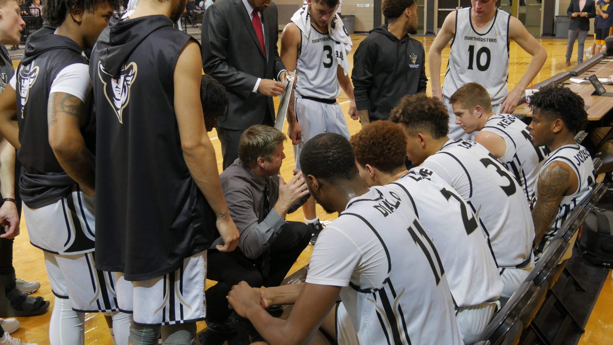 Plainsmen Shooting Goes Cold in Last Minutes of Game