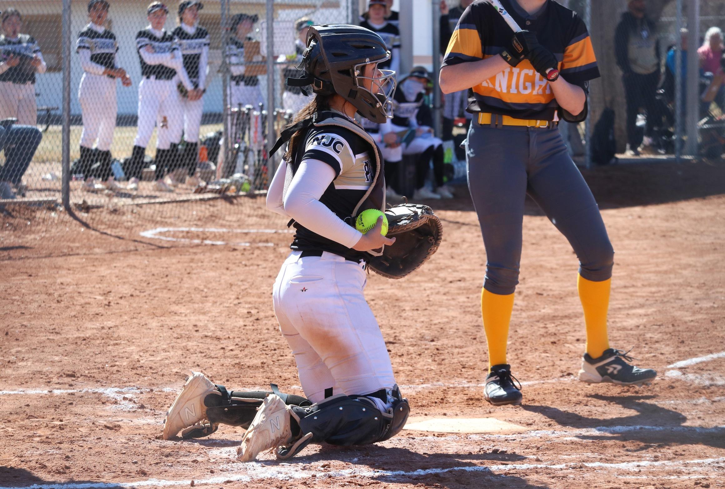 NJC Softball Extends Winning Streak to 15 Games