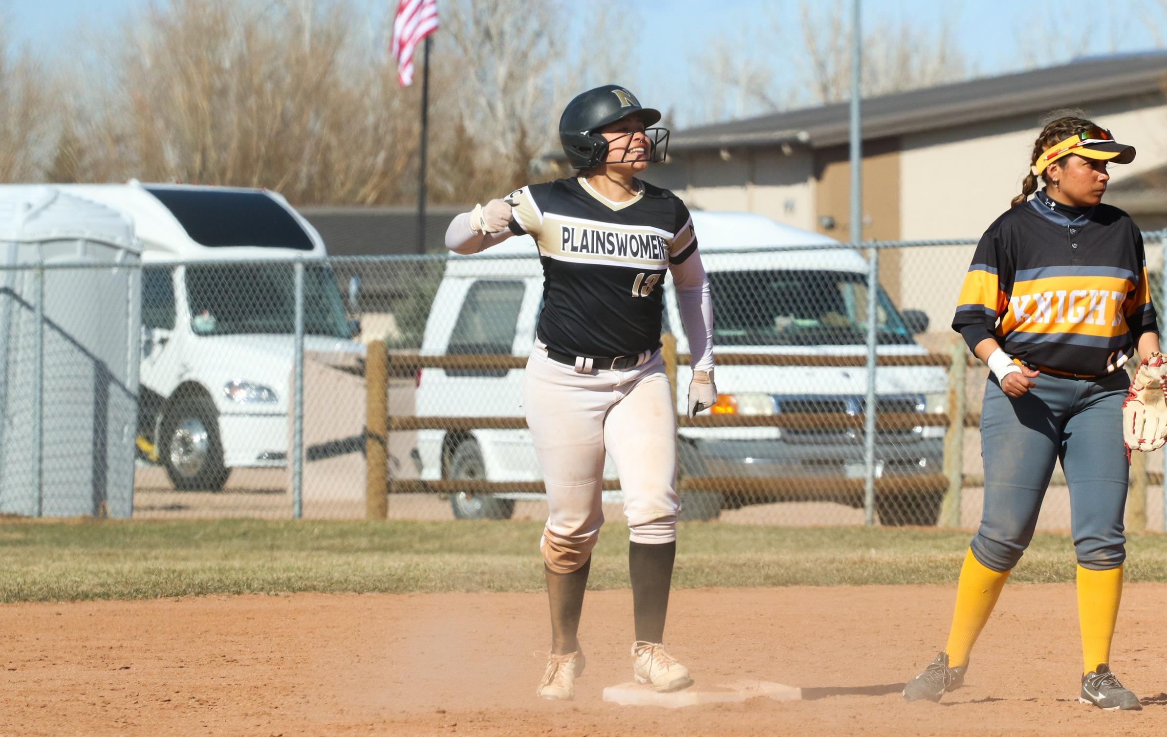 Plainswomen Continue Dominate Play