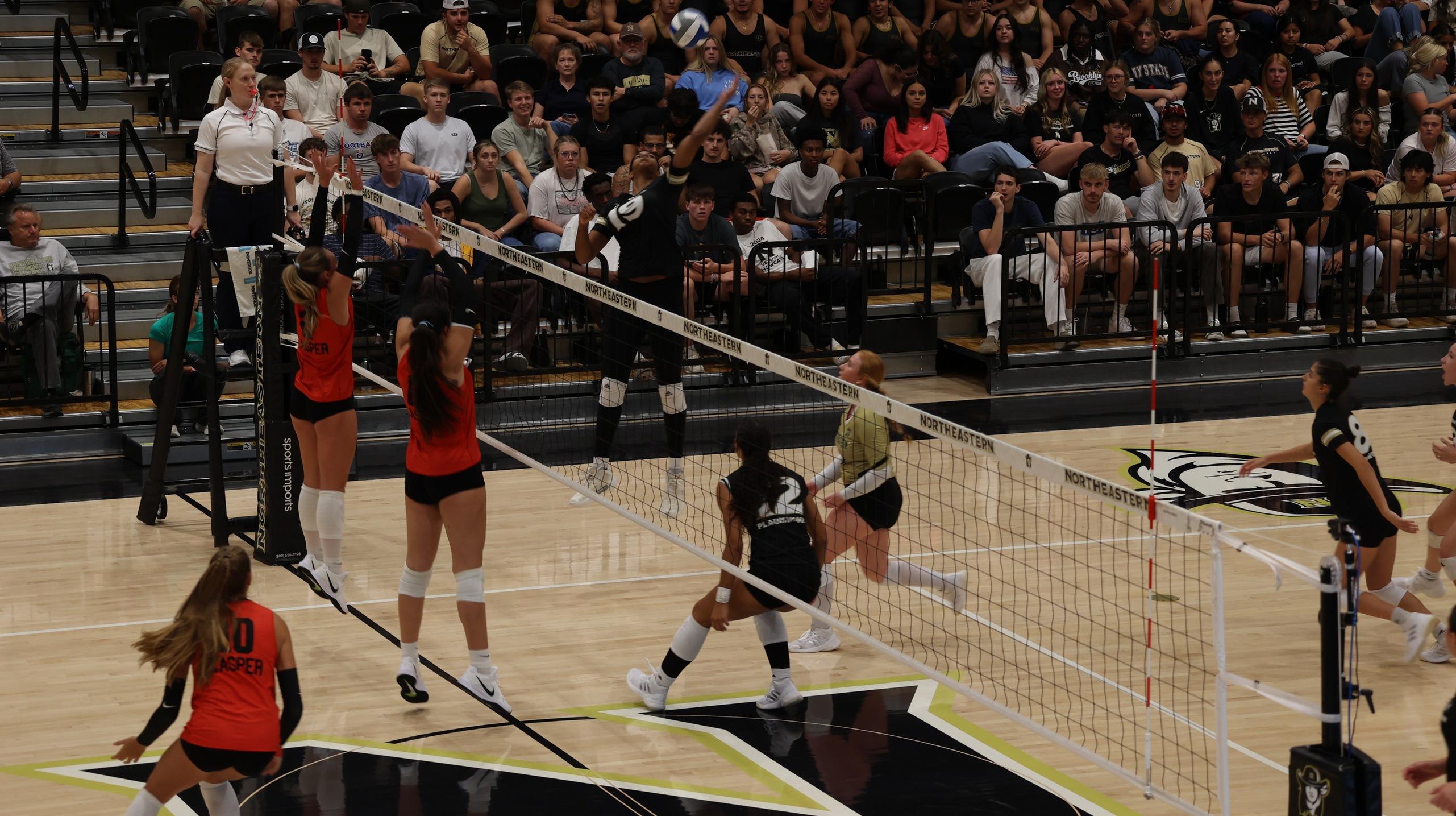 Northeastern Volleyball Takes Down Casper College in a 5 Set Thriller to Start off the Sheila Worley Tournament